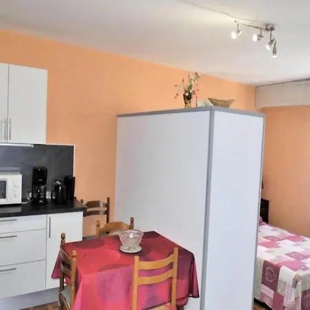 Studio For 2 People